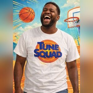 Tune squad  graphic tee size large